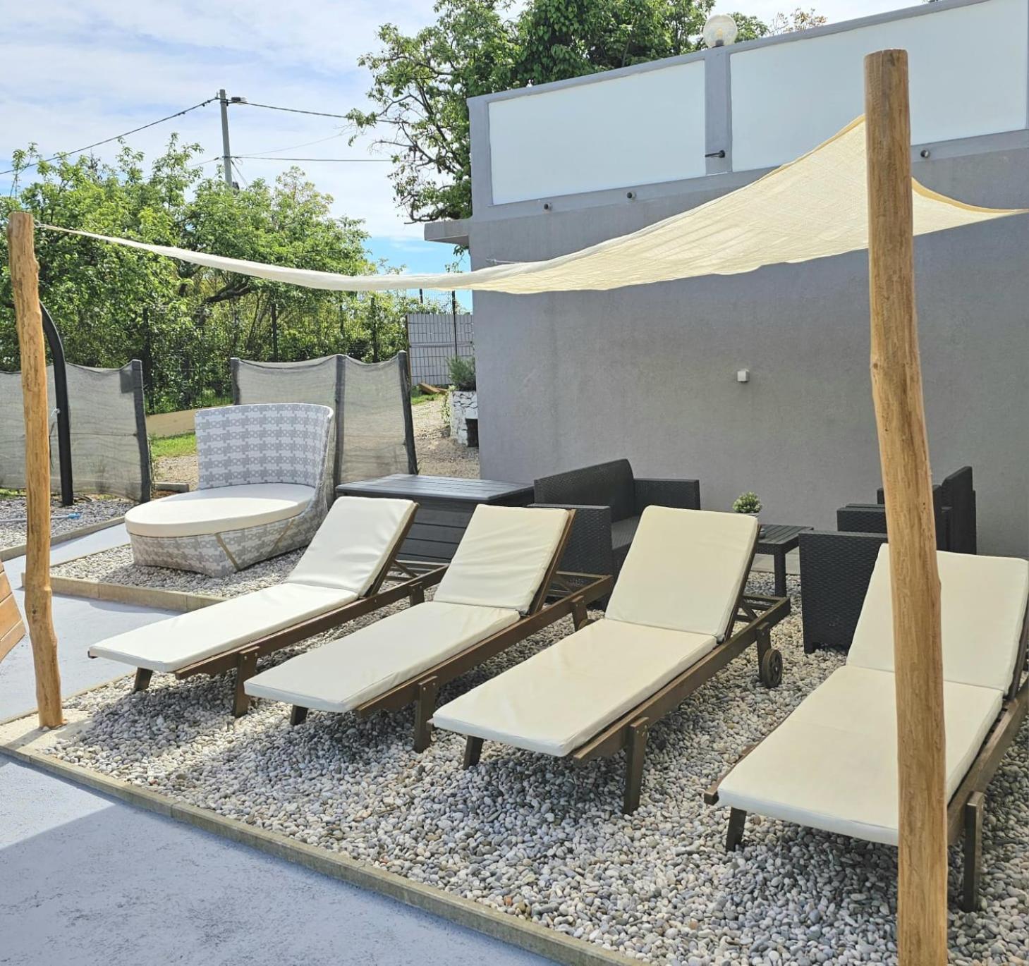 Apartman Goga With Pool And Jacuzzi Labin  Εξωτερικό φωτογραφία